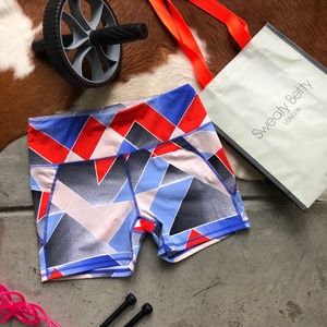 Sweaty Betty London Geometric Shorts Sz Small NWT